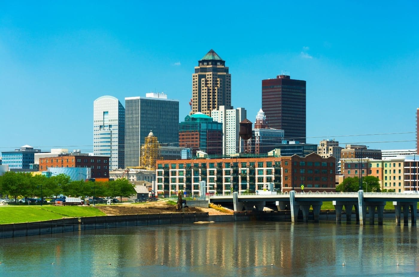 Des Moines